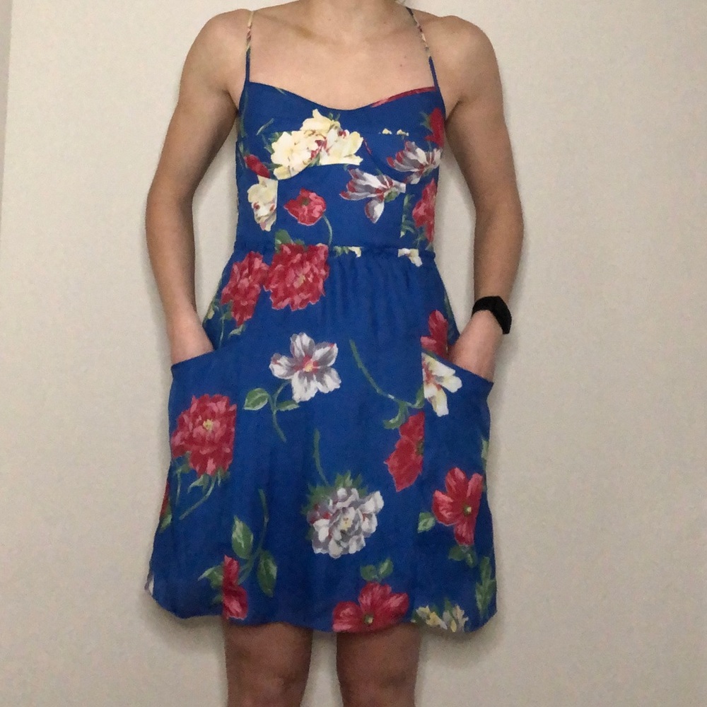 AE blue floral dress - Picture 7 of 9